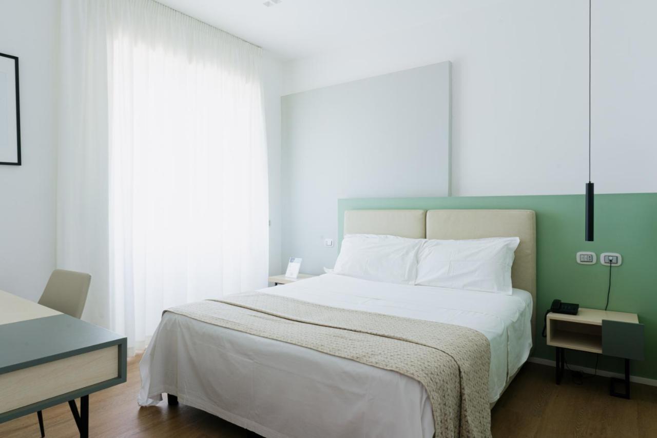 Plana Hotel Caserta Esterno foto