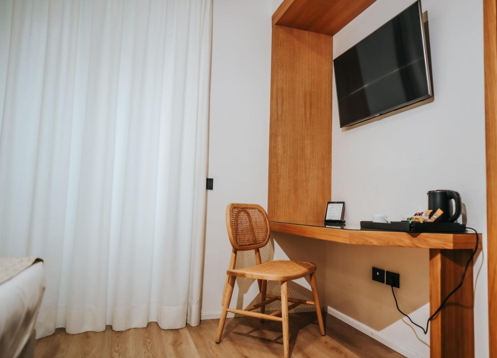 Plana Hotel Caserta Esterno foto