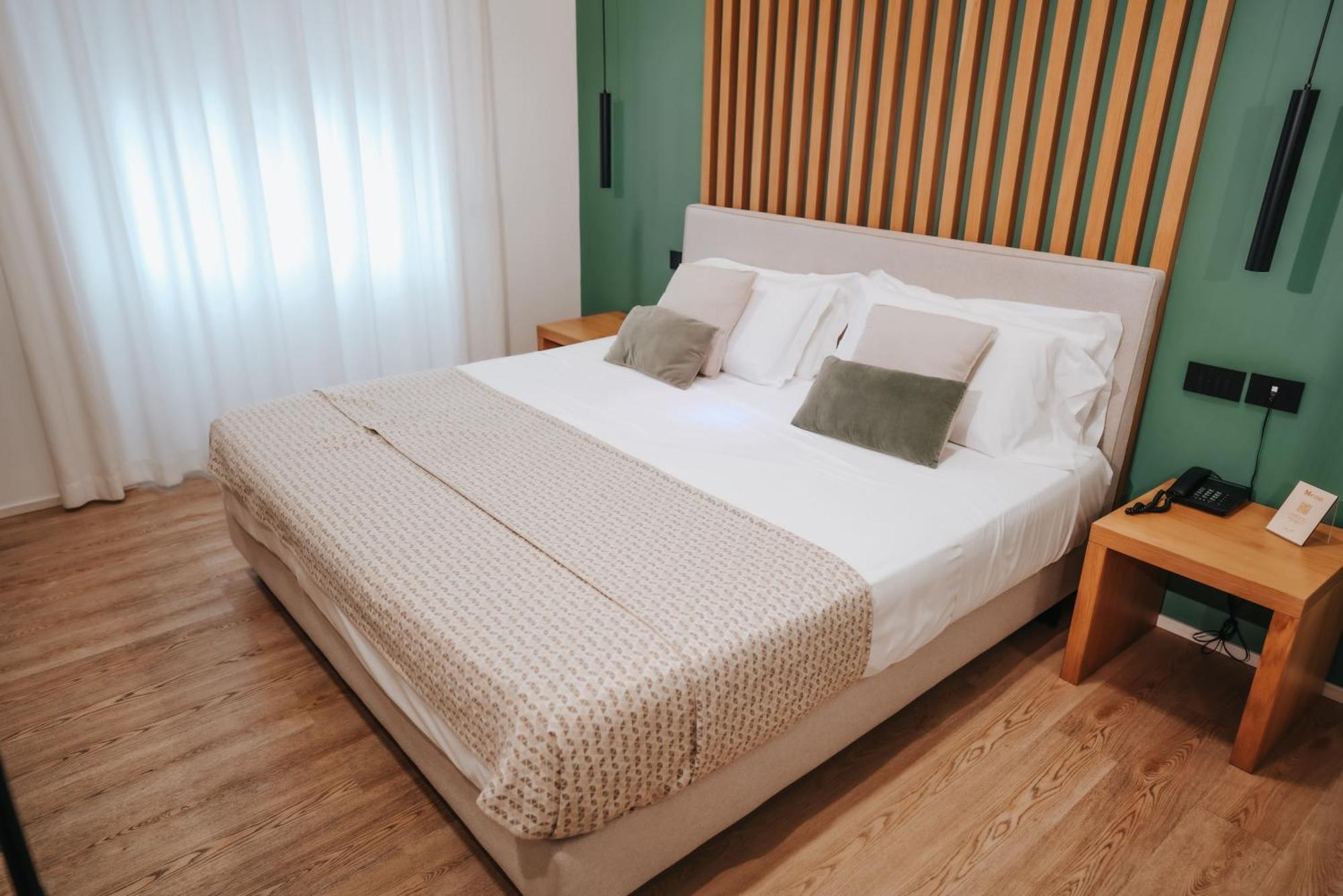 Plana Hotel Caserta Esterno foto