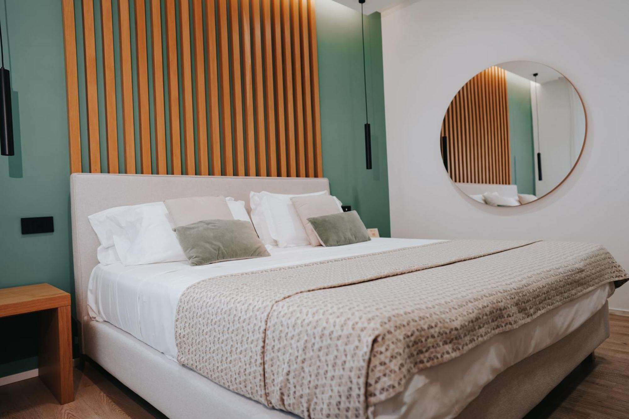 Plana Hotel Caserta Esterno foto